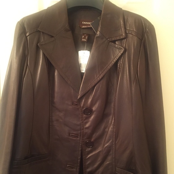 Beautiful Danier leather jacket large NWT - Picture 5 of 7